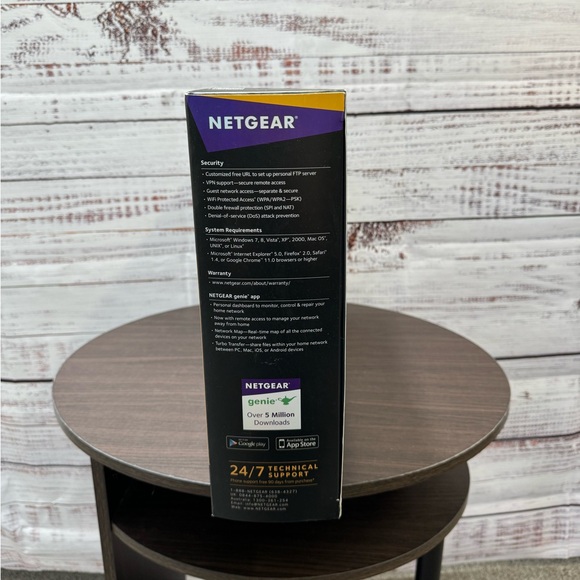 Night hawk X6 AC3200 Triband Wifi Router, Model R8000 - Picture 4 of 4